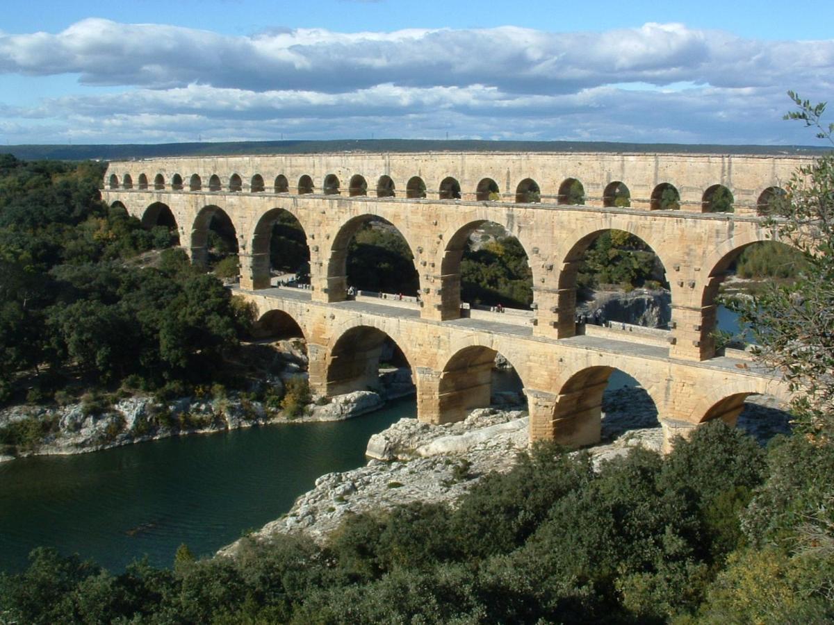 Confortable Villa De Vacances Entre Nimes, Le Pont Du Gard, Uzes, Arles, Avignon Marguerittes Bagian luar foto